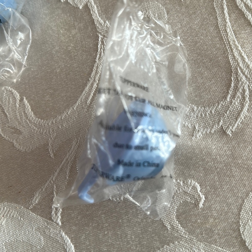 Tupperware miniature replica product forget me not clip all magnet.